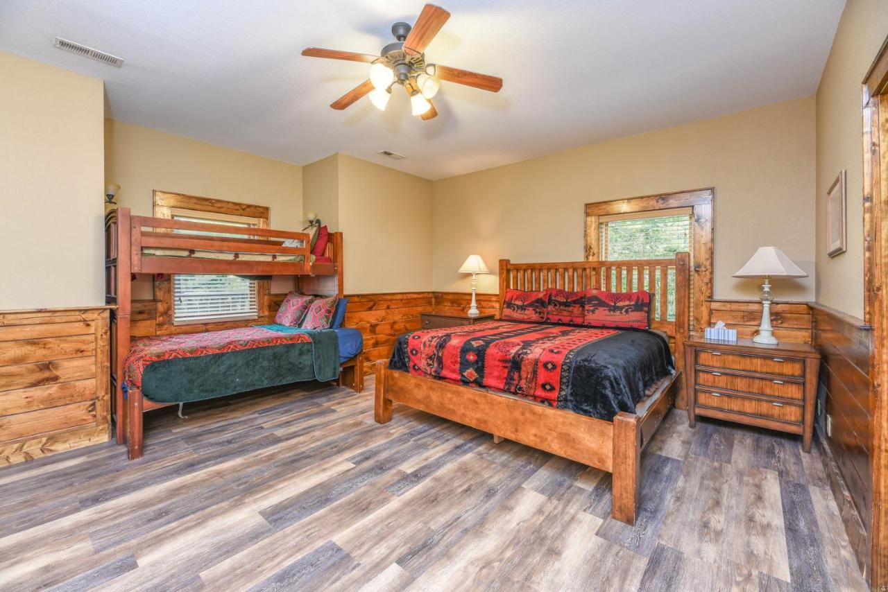Smokystays 6 Bedroom Cabin Pigeon Forge Exterior foto