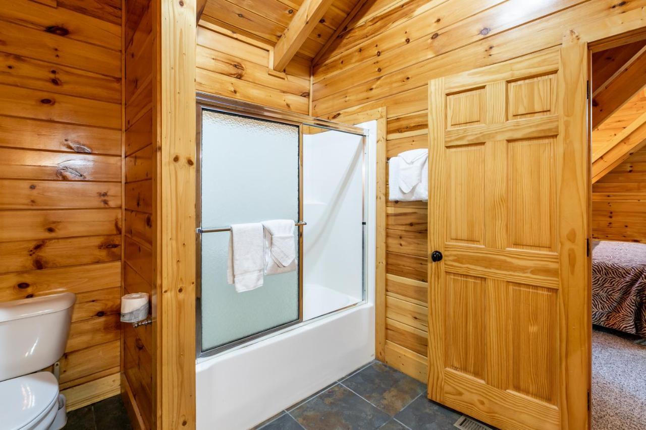 Smokystays 6 Bedroom Cabin Pigeon Forge Exterior foto